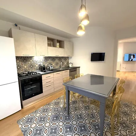 Celentano 25 Boutique * Bari